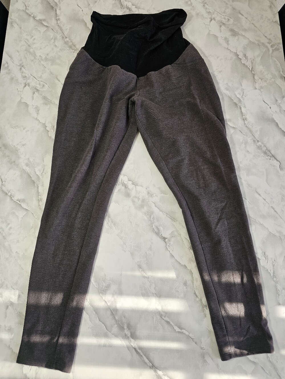Motherhood Maternity Pants Large